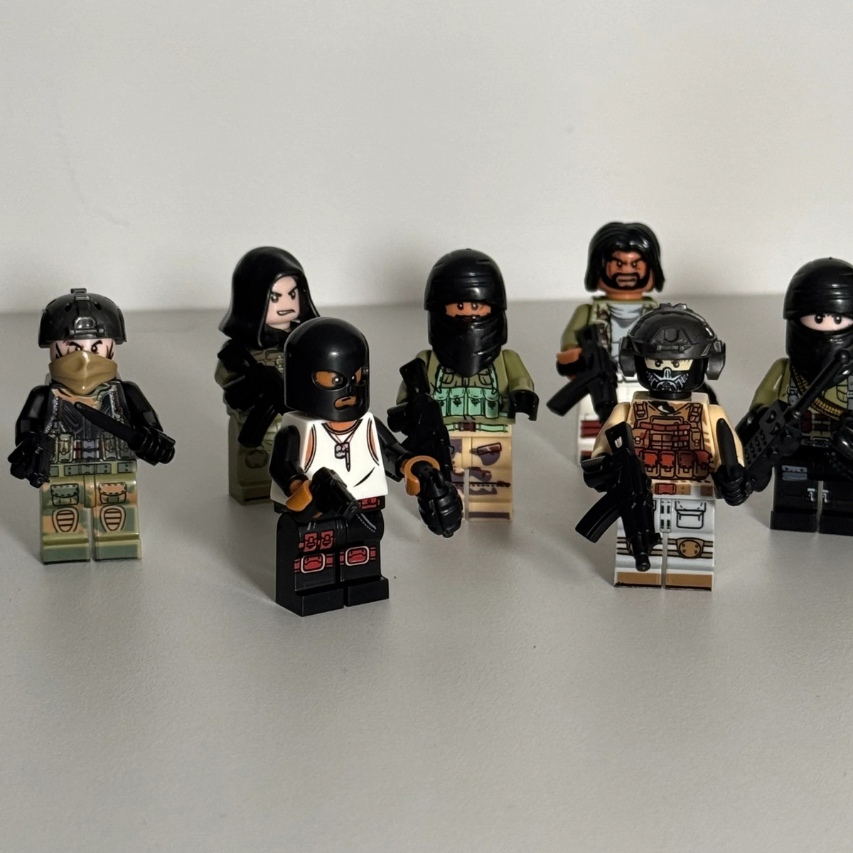 Militia | 10 PCS